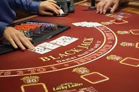 Pengguna ricis88 menikmati sports betting menggunakan perangkat mobile di kota Jakarta